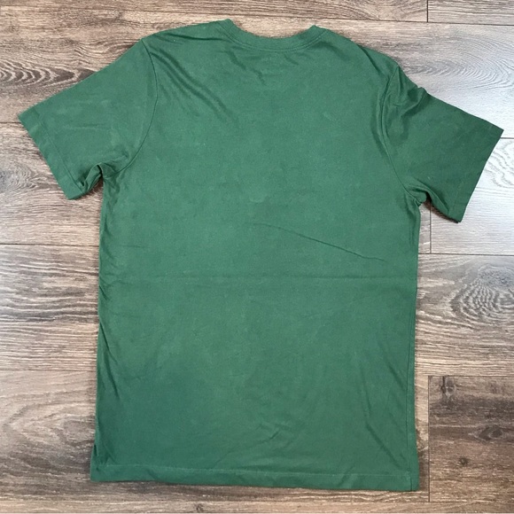 The Nike Tee Dri-Fit King Me LeBron James Signature Collection Men’s Green Shirt - Picture 6 of 6